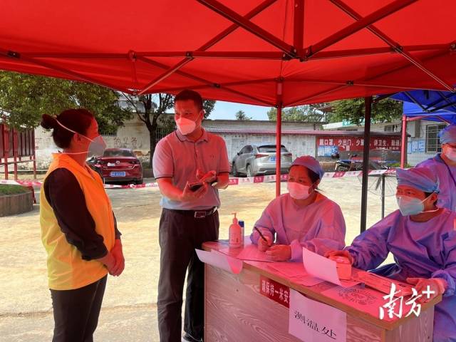 督導(dǎo)檢查，壓實(shí)責(zé)任增強(qiáng)工作執(zhí)行力。