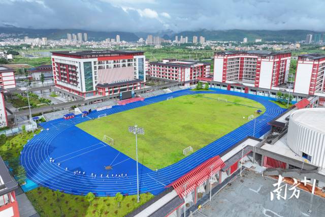 廣州六中連州實(shí)驗(yàn)學(xué)校。曾亮超 攝