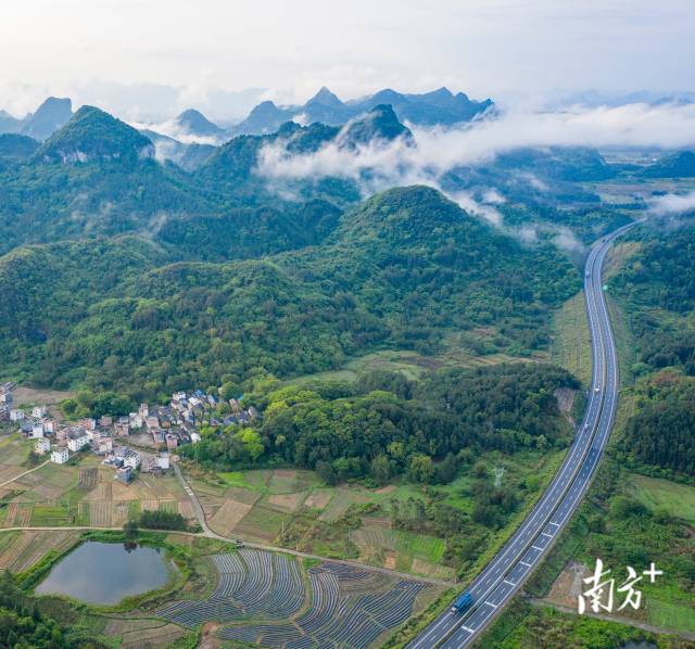 連州境內(nèi)已有三條高速。黃慧誠 攝