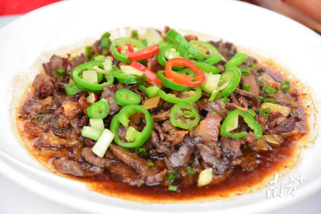 豐陽牛肉干登上央視《舌尖上的中國》。黃津 攝